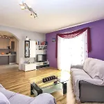 Feriehus Three-bedroom In *