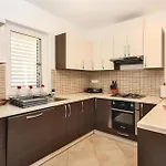 Three-bedroom In Bibici